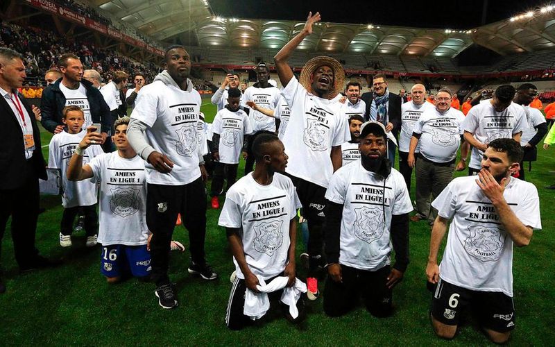 pendukung amiens (leparisien fr)