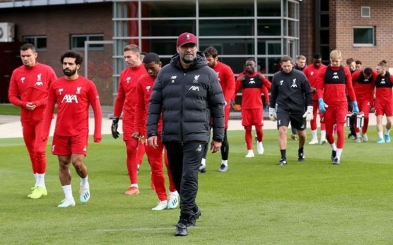 Liverpool berlatih (coughtoffside com)