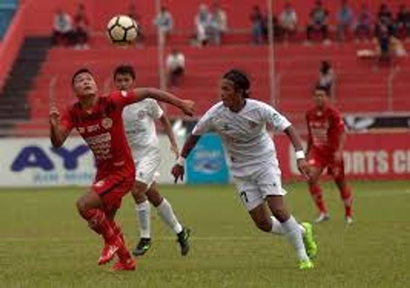 Persija vs semen padang (padangkita com)