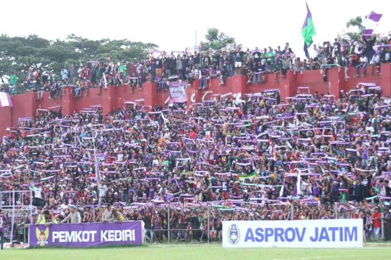 suporter persik (pssi org0