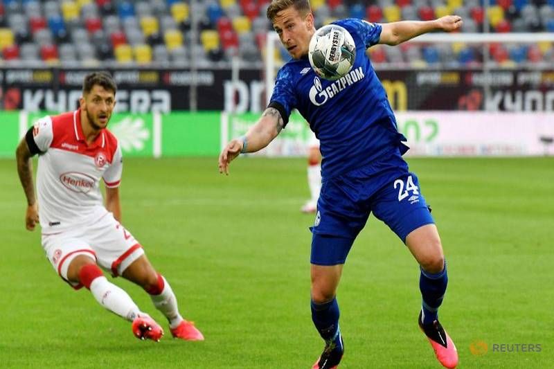 fortuna dusseldorf vs schalke-04 (channelnewsasia com)