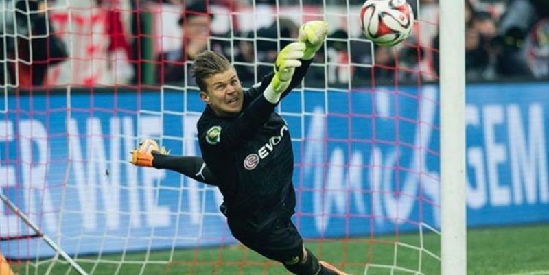 mitchell langerak (gulftimes com)