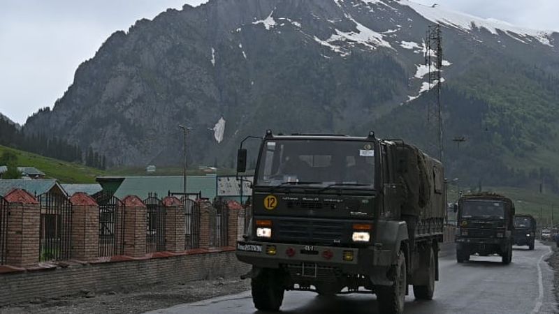 truk militer india