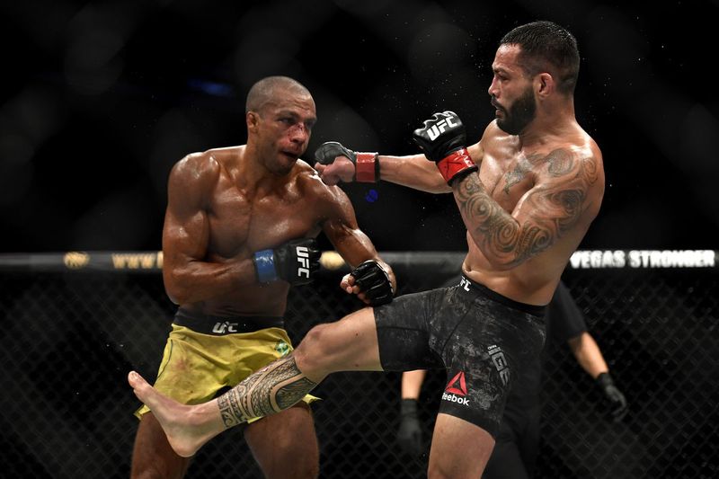 UFC (mmafighting com)