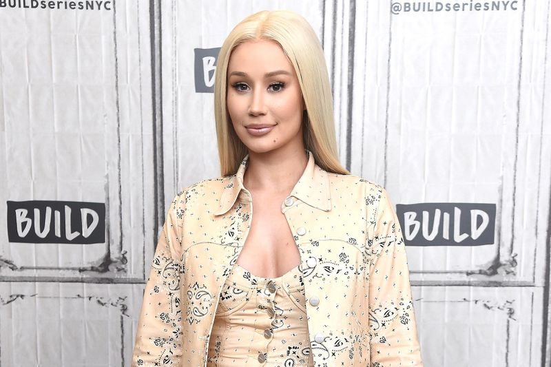 Iggy Azalea (ew com)