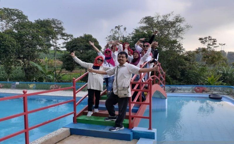 wisatawan-bawang