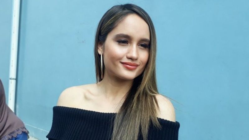 cinta laura