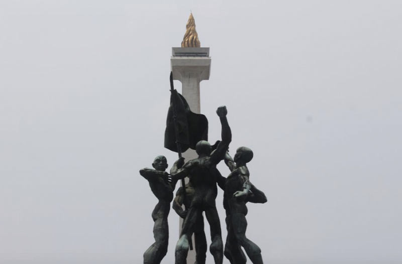 monas
