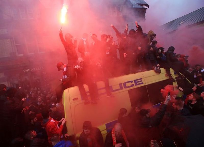fans liverpool (themirror co uk)