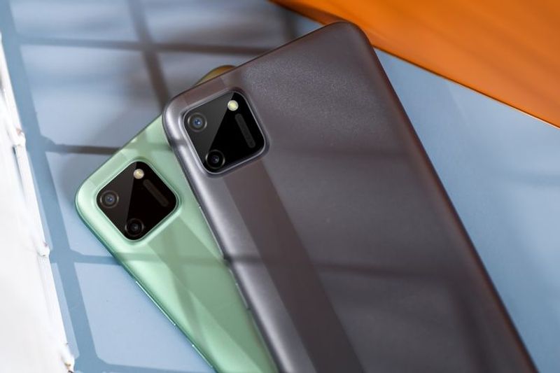 realme C11