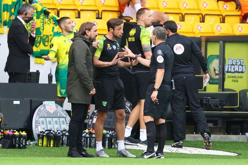 daniel farke (lancs live)