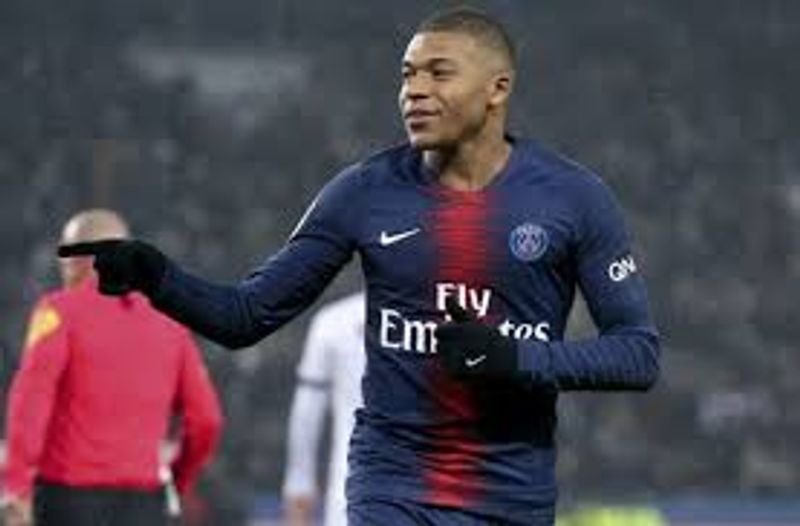 Kylian Mbappe 4