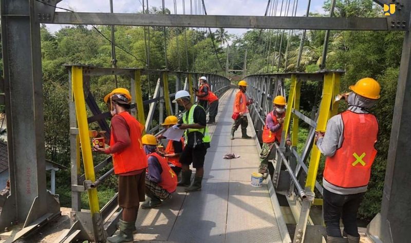 Tekan Angka Pengangguran, Kementerian PUPR Percepat Penyaluran Program Padat Kar