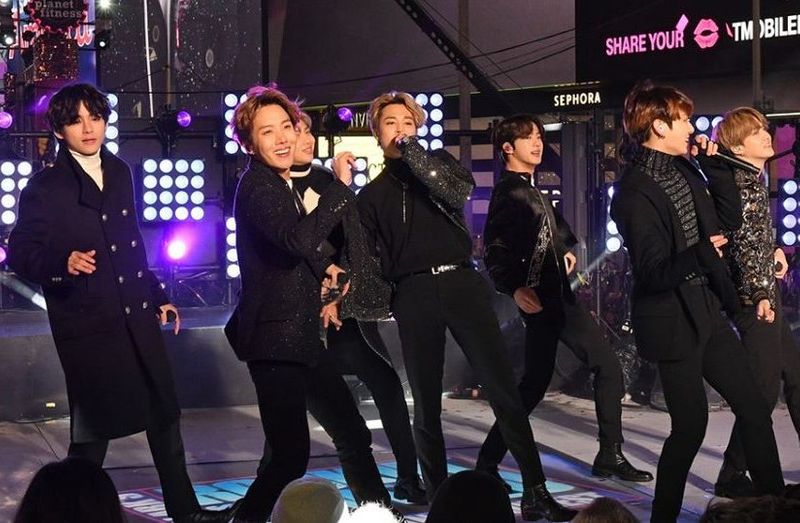 BTS (somagnews com)