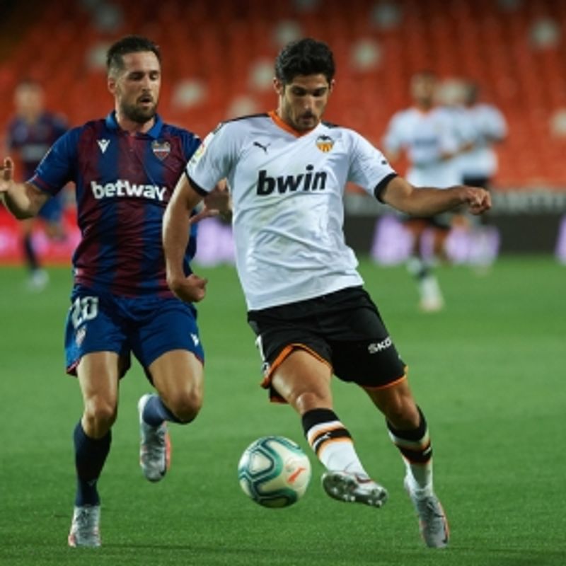 valencia vs huesca (sportingpeda com)