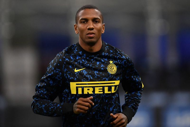 ashley-young (sempreinter com)