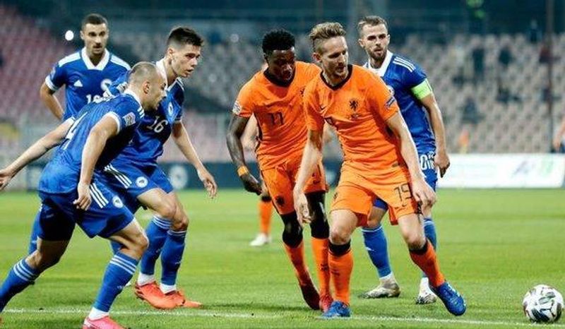Bosnia vs belanda (bbc)