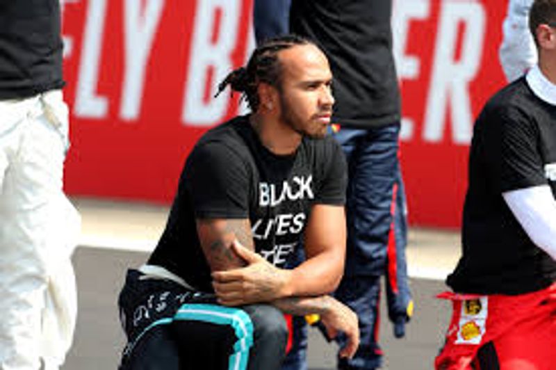lewis hamilton (therace com)
