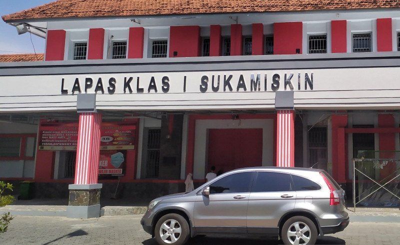 lp sukamiskin