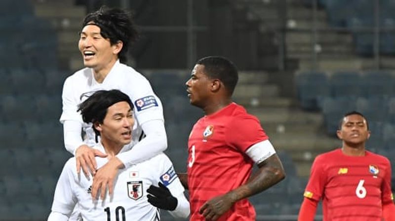 Takumi Minamino (afc com)