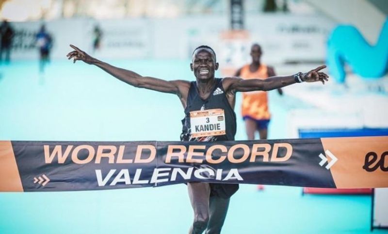 Kibiwott Kandie (en thriathlonnews)