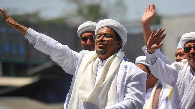 1T9y53begini-rekayasa-lalin-jelang-kepulangan-habib-rizieq-ke-petamburan