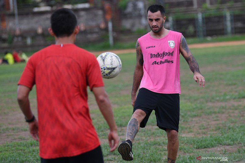 Latihan-Bali-United-Jelang-Liga-Champions-080120-Nym-4