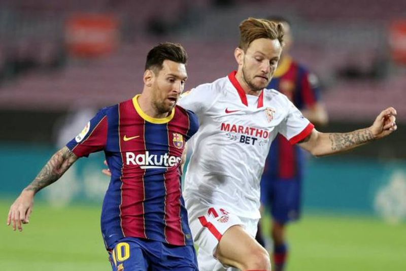 Messi-Rakitic (outlookindia)
