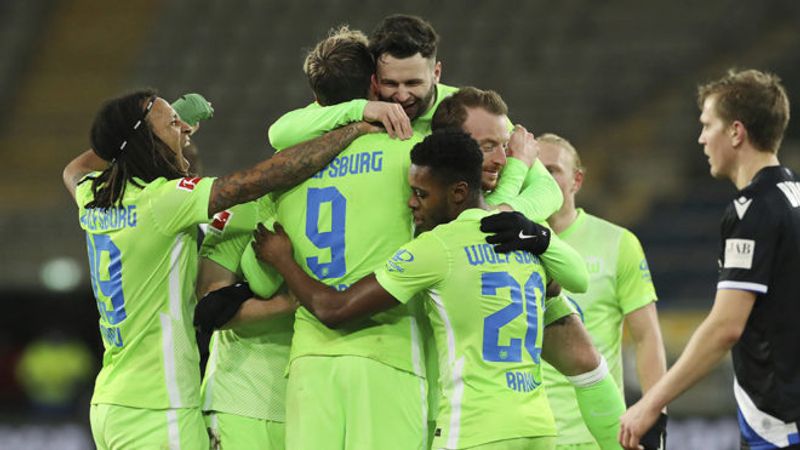 Arminia-Bielefeld-vs-Wolfsburg (football24 news)