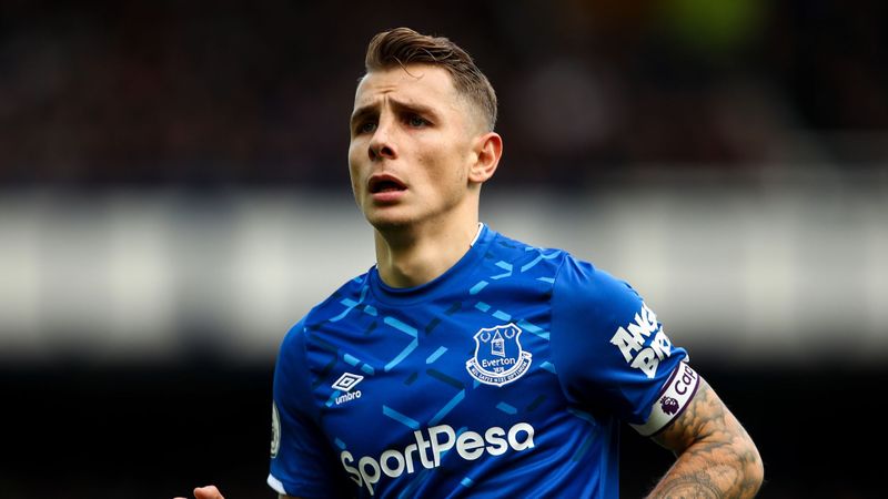 lucas digne (skysports)