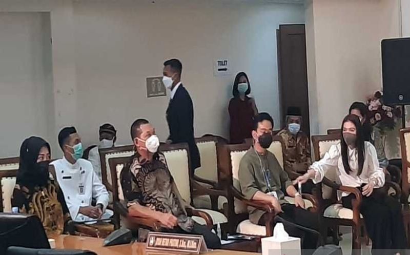 gibran-teguh-pelantikan