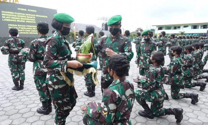 TNI AD Wanita