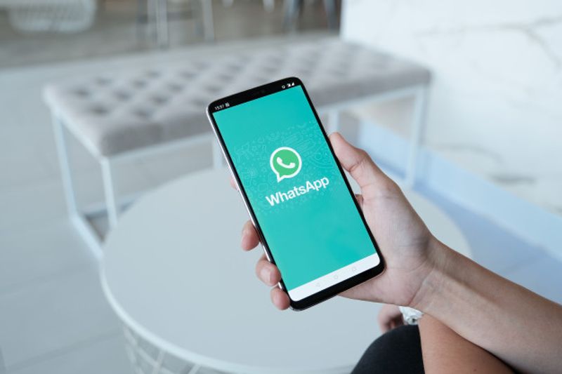 WhatsApp -Freepik