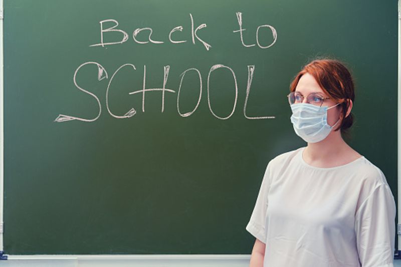istockphoto-1254143602-170667a