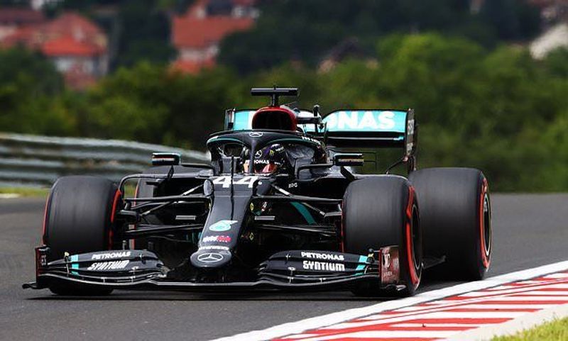 lewis hamilton (mobilinanews com)