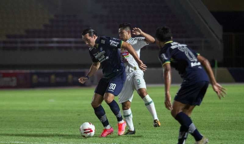 Persib-vs-PSS_1