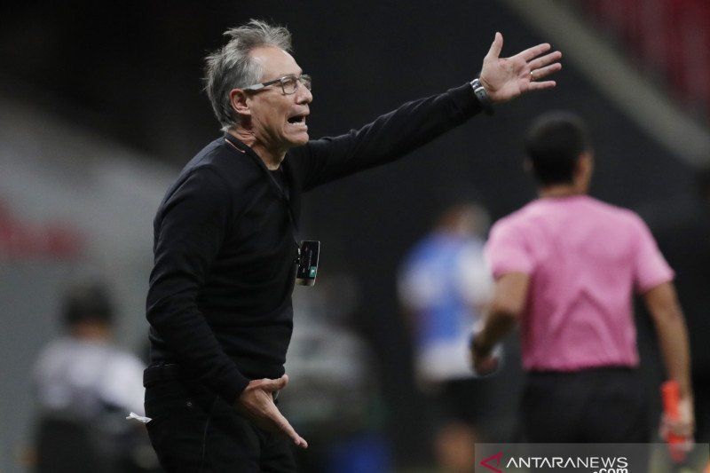 2021-04-14T020024Z_1832376523_HP1EH4E05KMHQ_RTRMADP_3_SOCCER-LIBERTADORES-STS-SL
