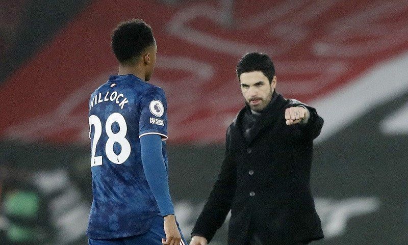 20210522-mikel-arteta-joe-willock