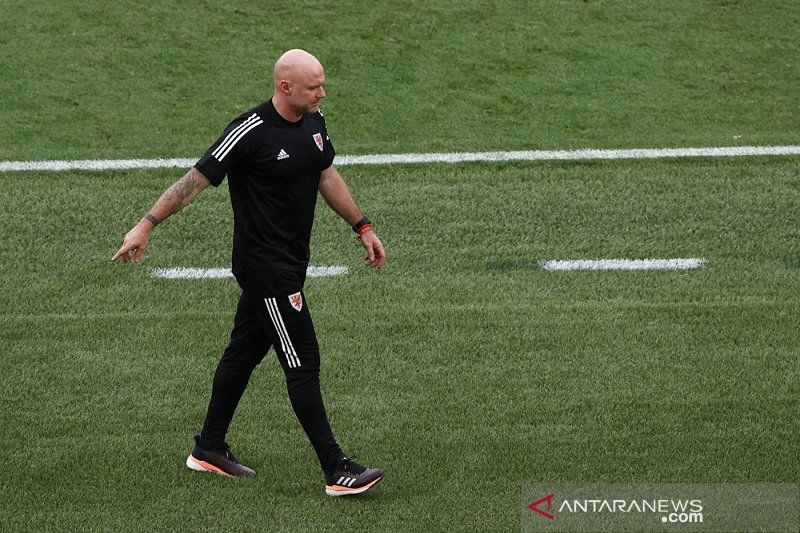 20210621-rob-page-wales