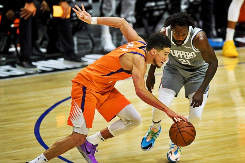 2021-06-27T051310Z_1102874495_MT1USATODAY16320849_RTRMADP_3_NBA-PLAYOFFS-PHOENIX