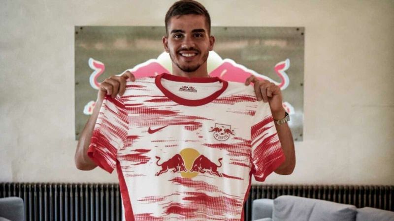 andre Silva (firstsportz)