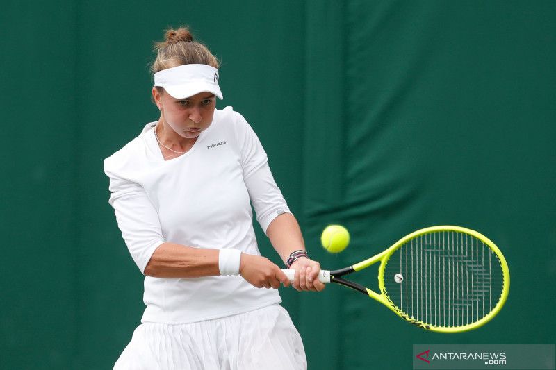 2021-07-03T170648Z_1_LYNXNPEH6208I_RTROPTP_4_TENNIS-WIMBLEDON