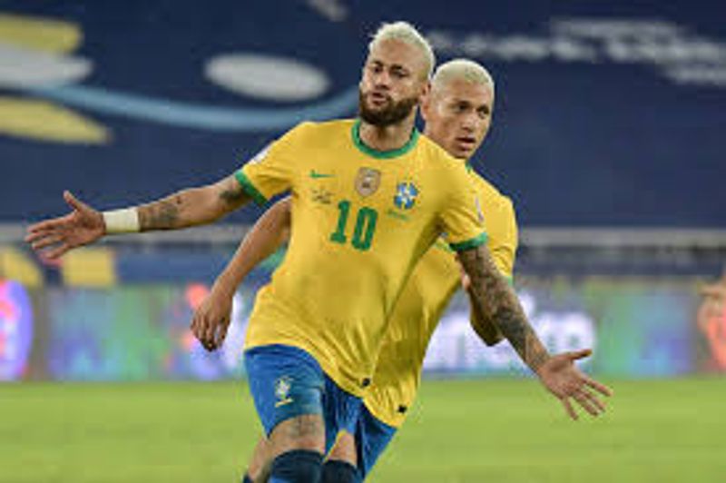 Neymar (anytimefootball com)