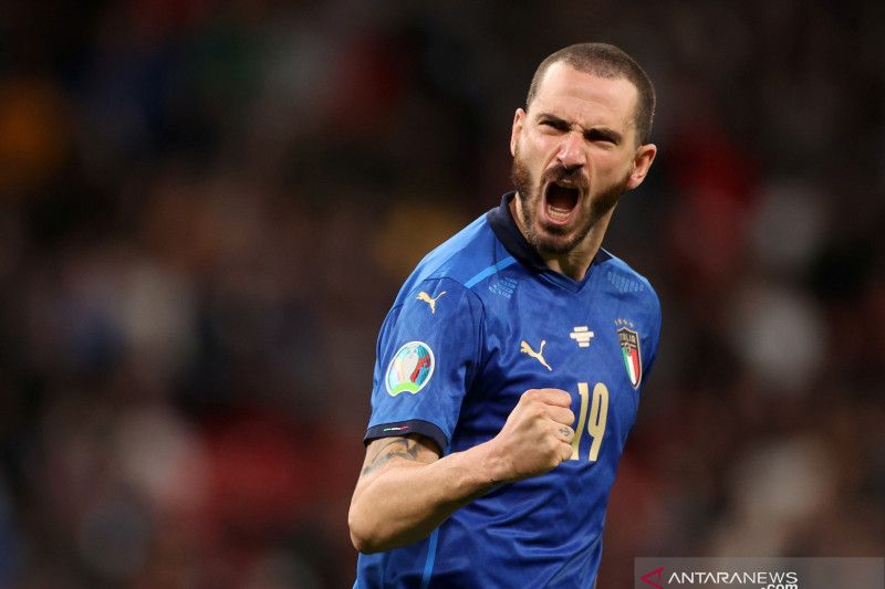 2021-07-06T221946Z_1718356322_UP1EH761O6V2L_RTRMADP_3_SOCCER-EURO-ITA-ESP-REPORT