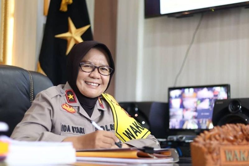 wakapolda kalteng ida oetari