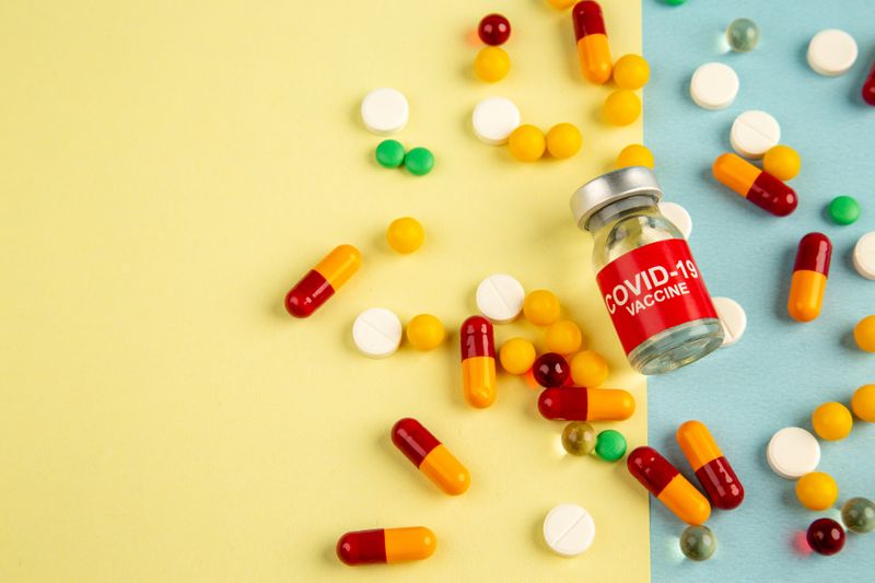 Kemenkes Umumkan Vaksin Pfizer Hadir di Indonesia Bulan Depan (1)