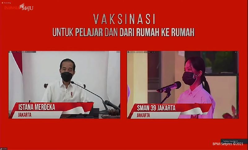 Presiden Jokowi Memberikan Penjelasan Tentang Guna PPKM Kepada Siswa