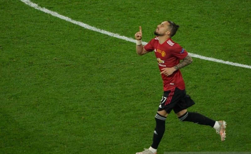 ALEX TELLES