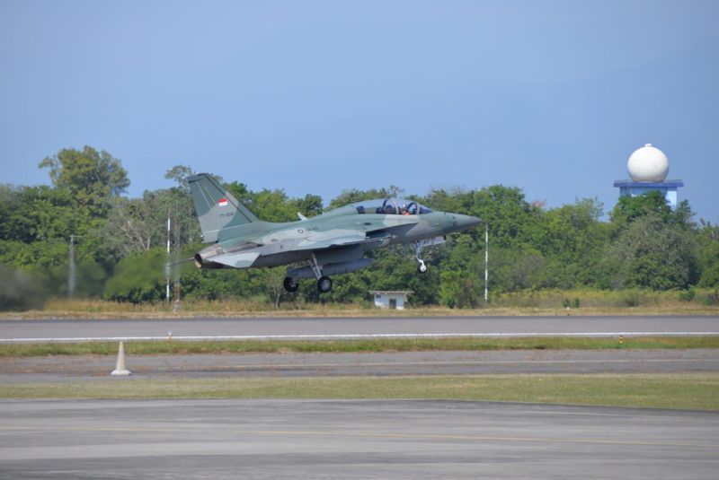 f16 tni au