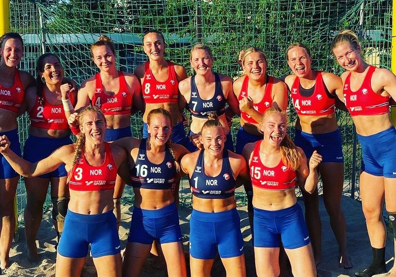 Penyanyi PINK Tawarkan Membayar Denda Untuk Tim Bola Tangan Wanita Norwegia